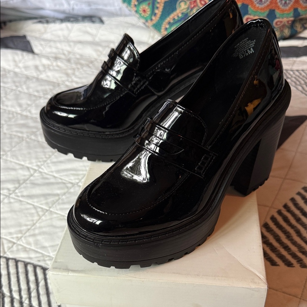 Gothic Black Patent faux Leather Platform Loafers